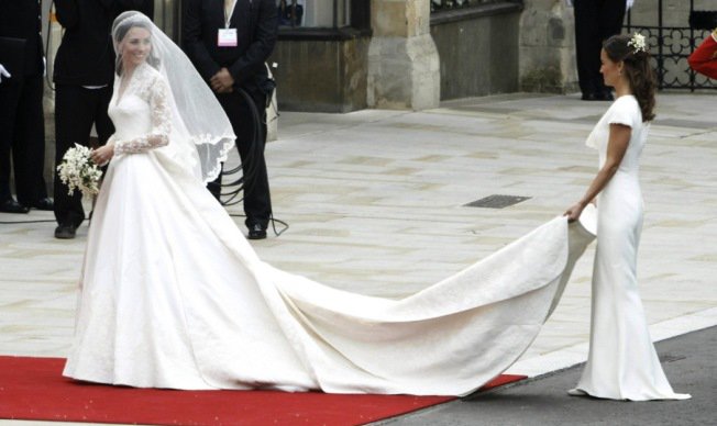 Top hét királyi dress code - DIVAT&STÍLUS - Hírek  - erzsébet, etikett, herceg, katalin, királynő, 