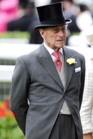 Top hét királyi dress code - DIVAT&STÍLUS - Hírek  - erzsébet, etikett, herceg, katalin, királynő, 