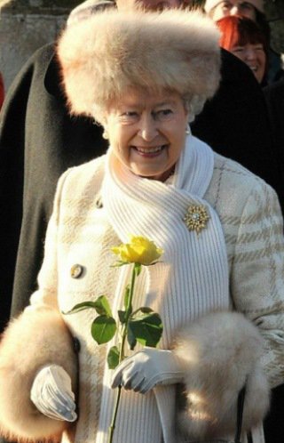 Top hét királyi dress code - DIVAT&STÍLUS - Hírek  - erzsébet, etikett, herceg, katalin, királynő, 