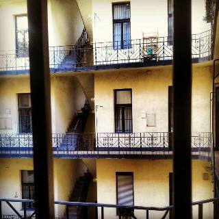 Novellasarok: A bohóc - KERESD A NŐT  - Lélekhangok - novella, 