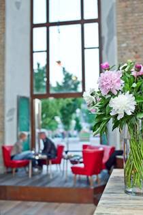 Szórakozás remek kilátással - STYLELIFE - Gasztronómia - bábel delicate, kiosk, március 15 tér, új étterem, 