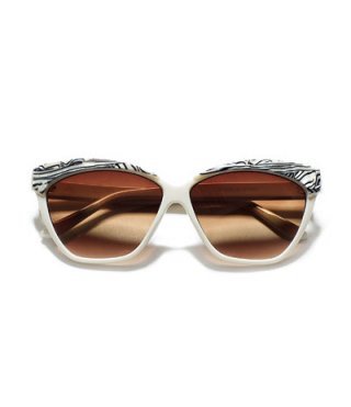 Top formák: a napszemüveg - DIVAT&STÍLUS - Hírek  - napszemüvegtrend 2013, 