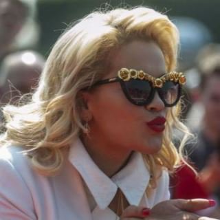 Top formák: a napszemüveg - DIVAT&STÍLUS - Hírek  - napszemüvegtrend 2013, 