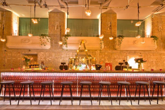 Szórakozás remek kilátással - STYLELIFE - Gasztronómia - bábel delicate, kiosk, március 15 tér, új étterem, 