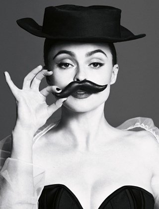 A rémmester asszonya - DIVAT&STÍLUS - Hírek  - helena bohnam carter, tim burton, vogue, 