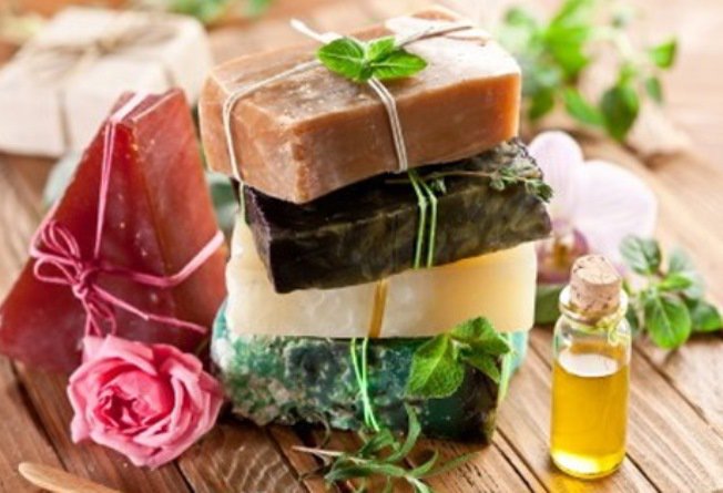 Néhány gondolat a házi készítésű kencékről - SZÉPSÉG - Bőrápolás - házi készítésű kozmetikum, kencekonyha, természetes hatóanyago, 