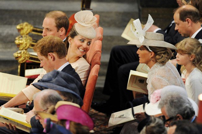 A koronázási nap - STYLELIFE - Rendezvények - II. Erzsébet, koronázási ceremónia, 