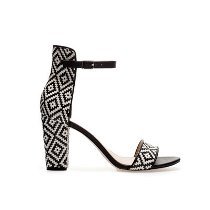 Kiegészítőink kicsi nagyokosa - DIVAT&STÍLUS - Stílusiskola - kiegészítők, nyár 2013, stílustippek, 