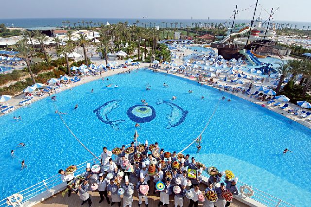 Titanic Beach Hotel - avagy vár a török riviéra - Utazás -  - Titanic Beach Hotel, török riviéra, utazás, 