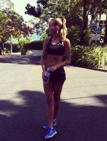 Nyomás sportolni, ebben a szerelésben! - DIVAT&STÍLUS - Stílusiskola - sportruházat, 