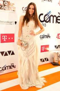 Comet ruhakomédia - DIVAT&STÍLUS - Hírek  - kiszel tünde, osvárt andrea, szabó zsófi, viva comet 2013, 