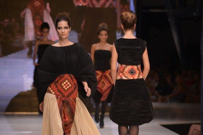 Pulikutya a kifutón - DIVAT&STÍLUS - Stílusiskola - gombold újra 2013, nyertesek, 