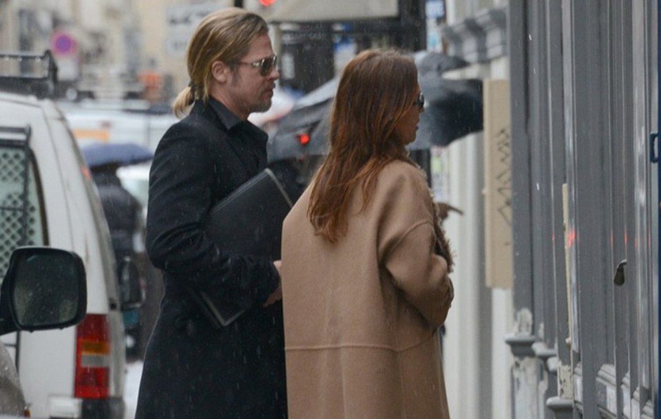 Brad Pitték dioptriás szemüvegei - Hírek  -  - angelina jolie, brad pitt, napszemüveg, ray-ban aviator, sunglasses, 