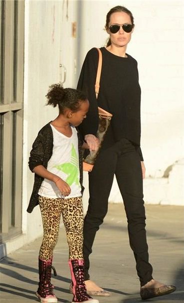 Brad Pitték dioptriás szemüvegei - Hírek  -  - angelina jolie, brad pitt, napszemüveg, ray-ban aviator, sunglasses, 