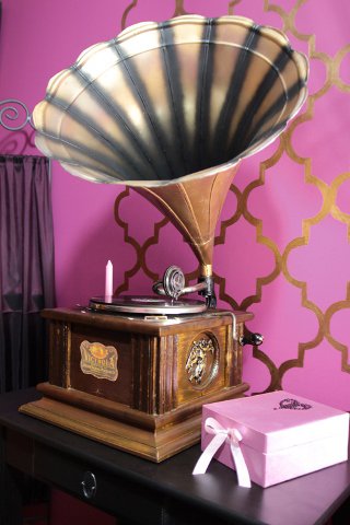 Moulin Rouge Fésűs Nellynél - STYLELIFE - Otthon & Design - design, fésűs nelly, lakberendezés, 