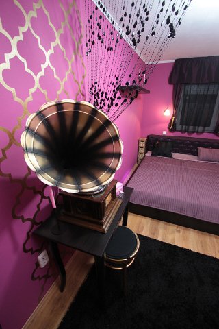 Moulin Rouge Fésűs Nellynél - STYLELIFE - Otthon & Design - design, fésűs nelly, lakberendezés, 