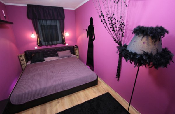 Moulin Rouge Fésűs Nellynél - STYLELIFE - Otthon & Design - design, fésűs nelly, lakberendezés, 