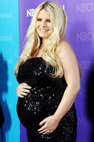 A vörös szőnyeg legjobban öltözött kismamái - Stylekids -  - sztárkismamák, vörös szőnyeg, 