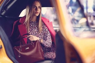 A vicces modell New Yorkban - DIVAT&STÍLUS - Hírek  - campaign 2013 fall, cara delevingne, dkny, 