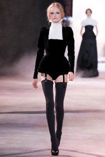 Dübörög a Couture Week Vol.2. - DIVAT&STÍLUS - Stílusiskola - elie saab, gaultier, haute couture, 