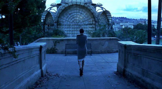 Forró november - KERESD A NŐT  -  - rúzs és tükör, 