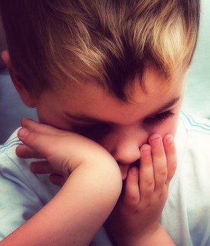 Fizikai agresszió - KERESD A NŐT  - Lélekhangok - agresszió, pszichológia, 