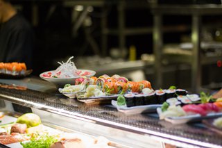 Japán robotok az oroszlánok lábainál - STYLELIFE - Gasztronómia - étterem, japán konyha, szusi, tokio, 