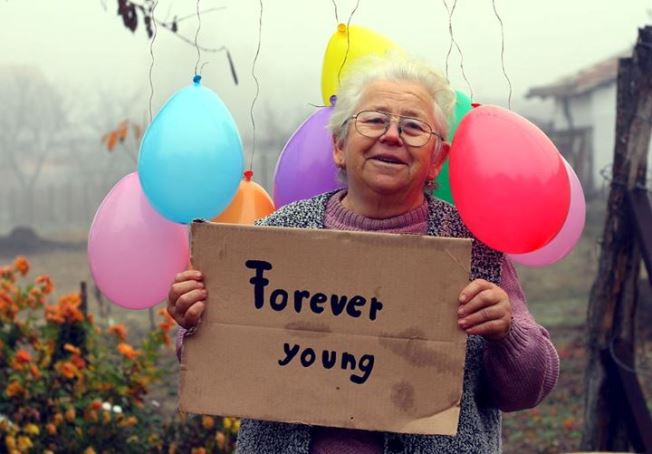 A modell: örökifjú nagymama - STYLENEWS -  - fotoshooting, rizmajer antal, 