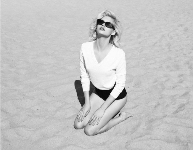 Marilyn élt, él és élni fog - DIVAT&STÍLUS -  - marilyn monroe, martina dimitrova, 