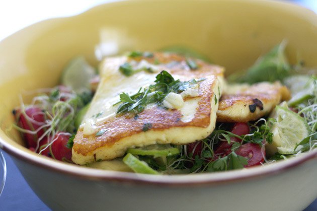 Mai mosoly: nyári avocado saláta - STYLELIFE - Gasztronómia - avocado saláta, mosoly biszto, 