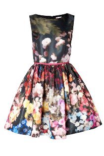 Mit viseljünk az élet napos oldalán? - DIVAT&STÍLUS - Stílusiskola - kánikularuha, nyári ruhatár, stílustippek, 