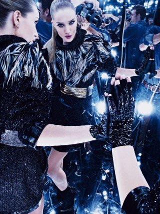 Rosie és a tükröm-tükröm - DIVAT&STÍLUS -  - editorial, numero, rosie huntington whiteley, 