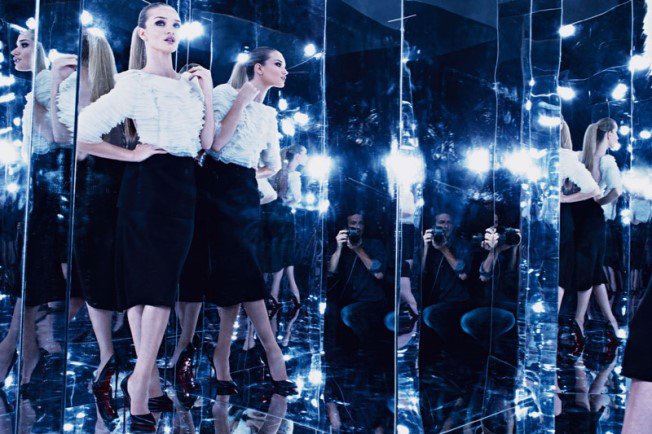 Rosie és a tükröm-tükröm - DIVAT&STÍLUS -  - editorial, numero, rosie huntington whiteley, 