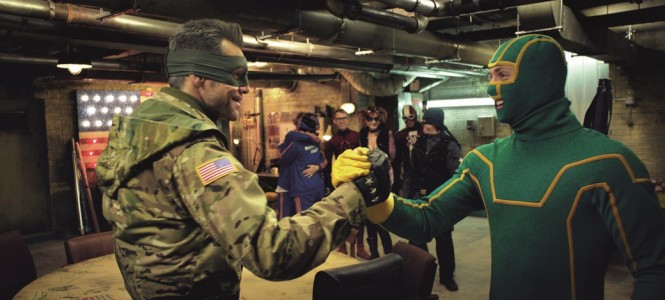 Seggberúgás helyett csak fenéken billentett - Fesztelen mindennapok -  - jim carrey, kick-ass 2, moziműsor, 