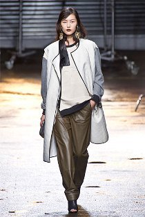 Őszi trendjelentés New Yorkból - DIVAT&STÍLUS - Hírek  - klasszikus vonal, minták, őszi trend, 