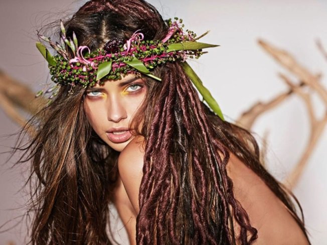 Adriana Lima amazon lett - DIVAT&STÍLUS - Hírek  - adriana lima, amazon beverages, 