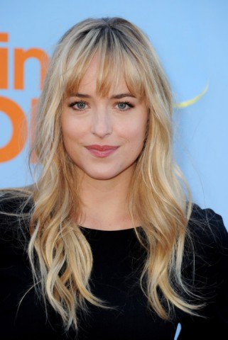 Kitört a botrány: A szürke ötven árnyalatának rajongói lázadnak -  -  - a szürke ötven árnyala, charlie hunnam, dakota johnson, 