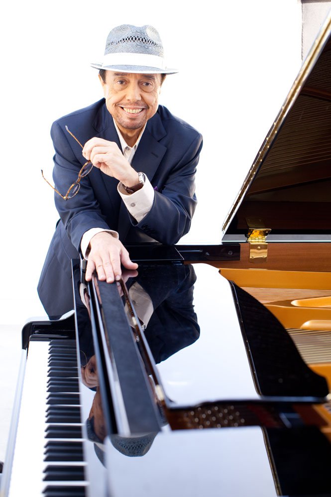 Sergio Mendes Megasztárokkal találkozik Budapesten! - Fesztelen mindennapok -  - Kállay Saunders András, megasztár, rio, Sergio Mendes, 