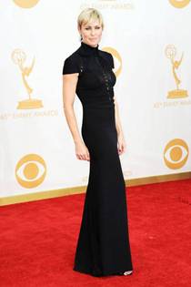 Emmy mustra - DIVAT&STÍLUS - Hírek  - emmy, 