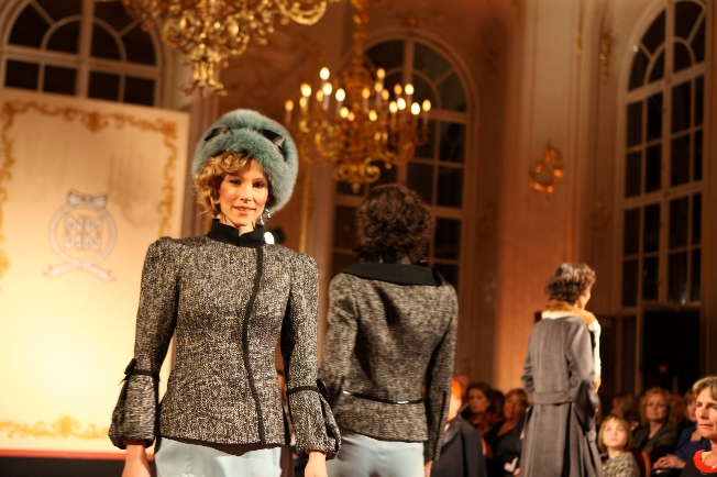 Exkluzív Náray bemutató - DIVAT&STÍLUS - Stílusiskola - divatbemutató, náray tamás, 