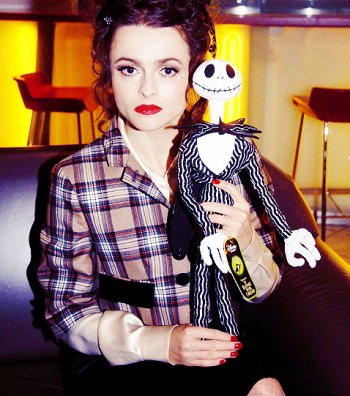 A vendég - KERESD A NŐT  - Lélekhangok - rúzs és tükör, szerelem, 