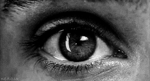 Paris Fashion Week gif challenge - DIVAT&STÍLUS - Stílusiskola - paris fashion week, runway, 