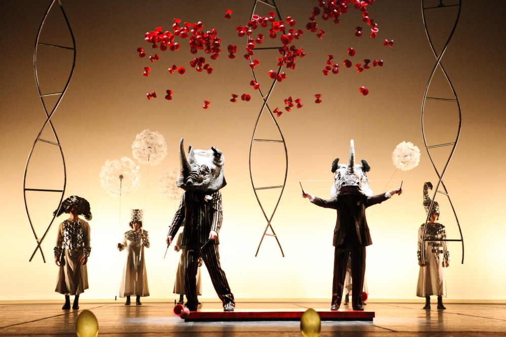 Lélegzetelállító újcirkusz – Salvador Dalí legnagyobb képe Budapesten - STYLENEWS - Rendezvények - Finzi Pasca társulat, Művészetek Palotája, Salvador Dalí, 