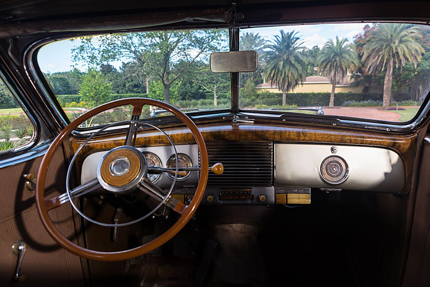 Árverésen Humphrey Bogart álomautója - STYLENEWS -  - buick, humphrey bogart, 