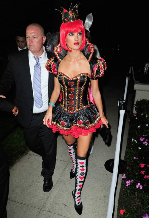 Halloween gif challenge - DIVAT&STÍLUS - Celebrity - gif challenge, halloween, jelmezek, 