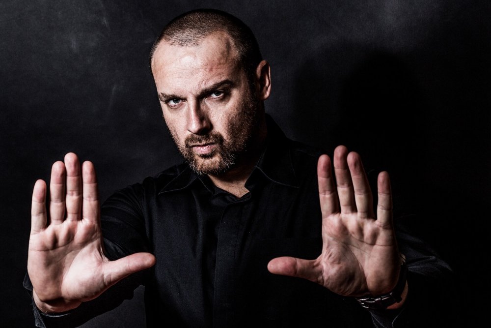 Létezik ilyen? - STYLENEWS - Interjúk - 90.9 Jazzy, Bokros László, Indián, interjú, Jazzy Hungaricum, P. Szabó István, 