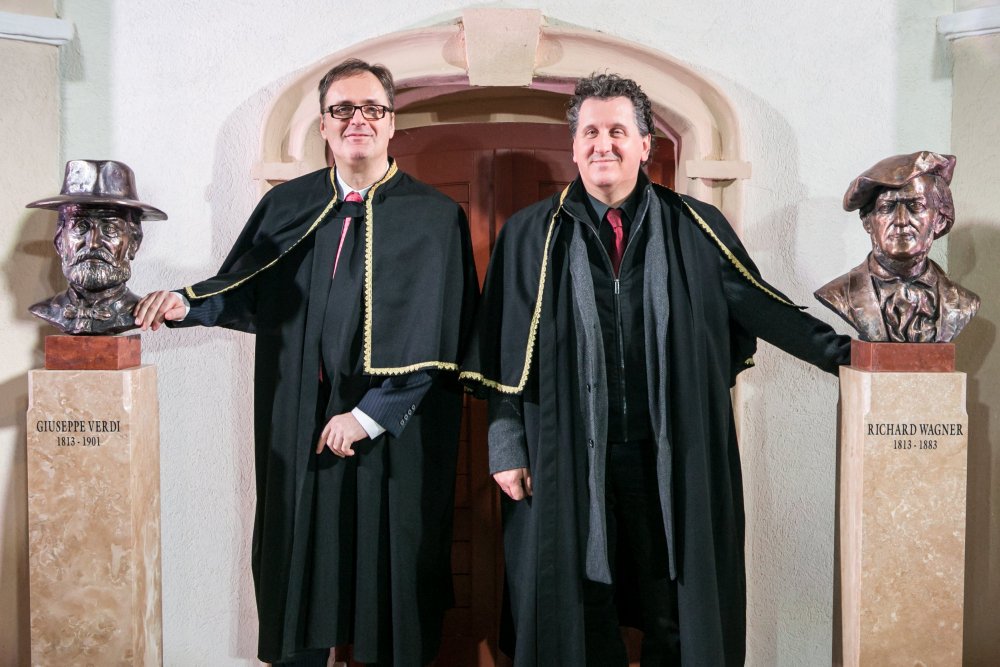 Verdi és Wagner-szobrot avattak - STYLENEWS -  - Borváros, Verdi, Wagner, 