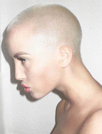 Adjátok vissza az életemet! - KERESD A NŐT  - Lélekhangok - rúzs és tükör, 