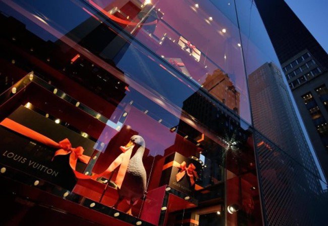 Karácsony New York ablakaiban - DIVAT&STÍLUS - Hírek  - barneys, bloomingdales, louis vuitton, ny, 