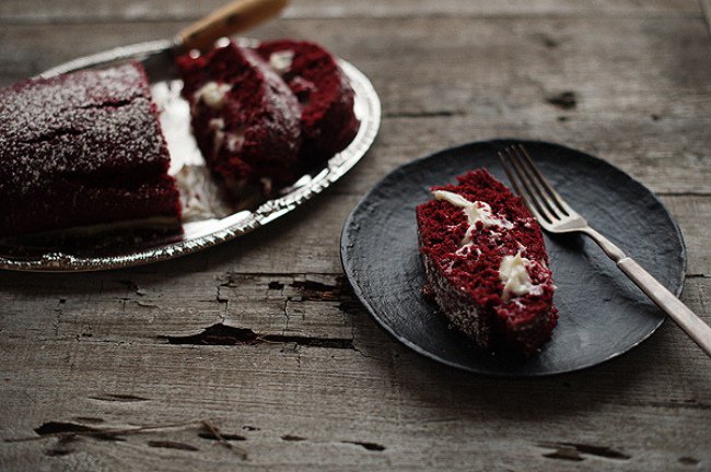 Mennyei fehércsokis piskótarolád - Gasztronómia -  - az én konyhám, recept, red velvet piskótarolád, sütemény, 